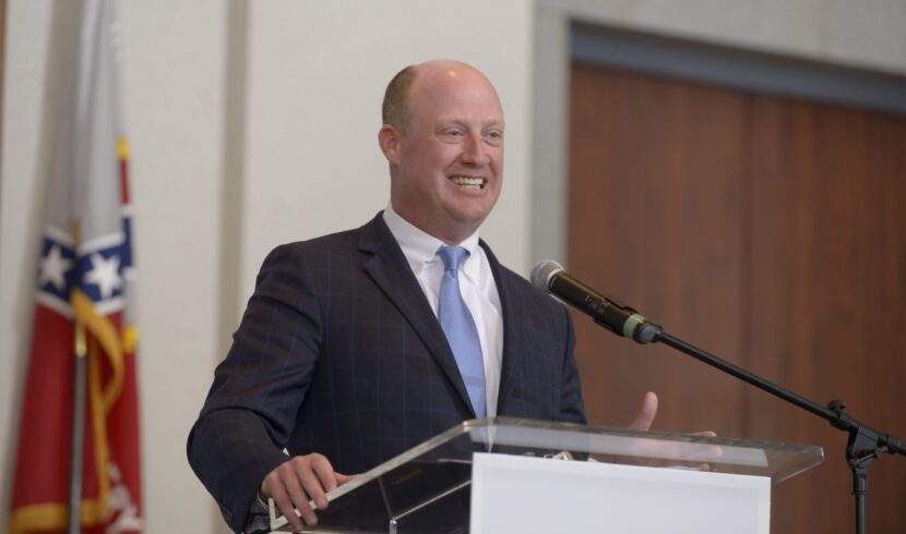 LtGov-Ainsworth-2020-BCA_0180-1-scaled-830×490-c